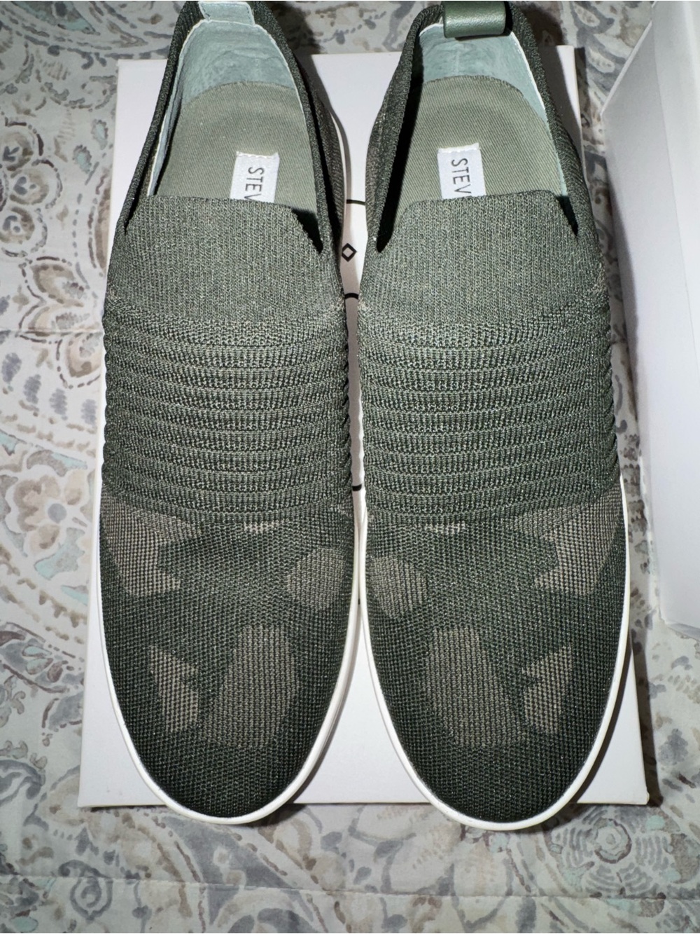 New Steve Madden Beale Slip-On Knit Sneakers - Olive Green